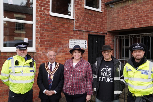 Notts Police and Crime Commissioner with Portfolio Holder for Community Safety Councillor MacRae, two Nottinghamshire Police and The Mayor of Eastwood.
