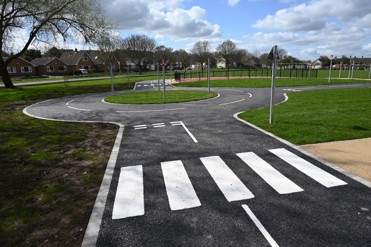 Stapleford cycle training track with roundabout and crossing
