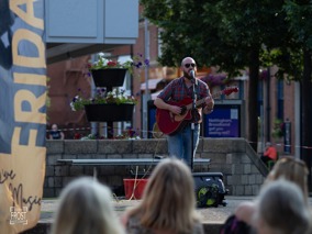 Jimi Strange performing in Beeston Square