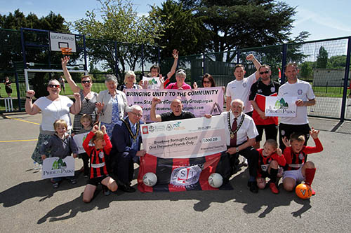 Mayors of Broxtowe and Stapleford help Stapleford celebrate new Multi Use Games Area