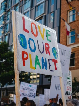 Love our planet sign