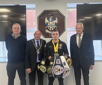Taylor with the leader of the council Milan Radulovic, Deputy Leader Greg Marshall and Mayor Bob Bullock