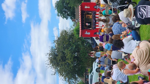 Puppet show at a play day