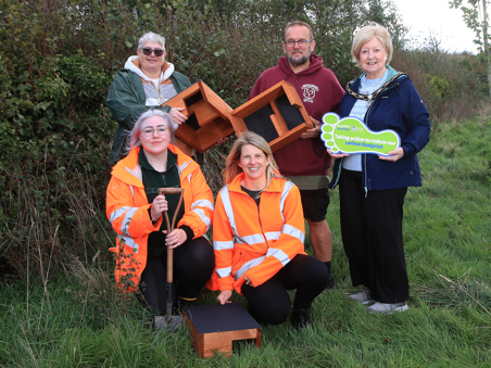 The Mayor of Broxtowe, Cllr Barbara Carr, Deputy Mayor and Ward Councillor, Councillor Sarah Webb, Councillor Shaun Dannheimer Ward Councillor for Beeston Rylands and members of the Council’s Environment Team